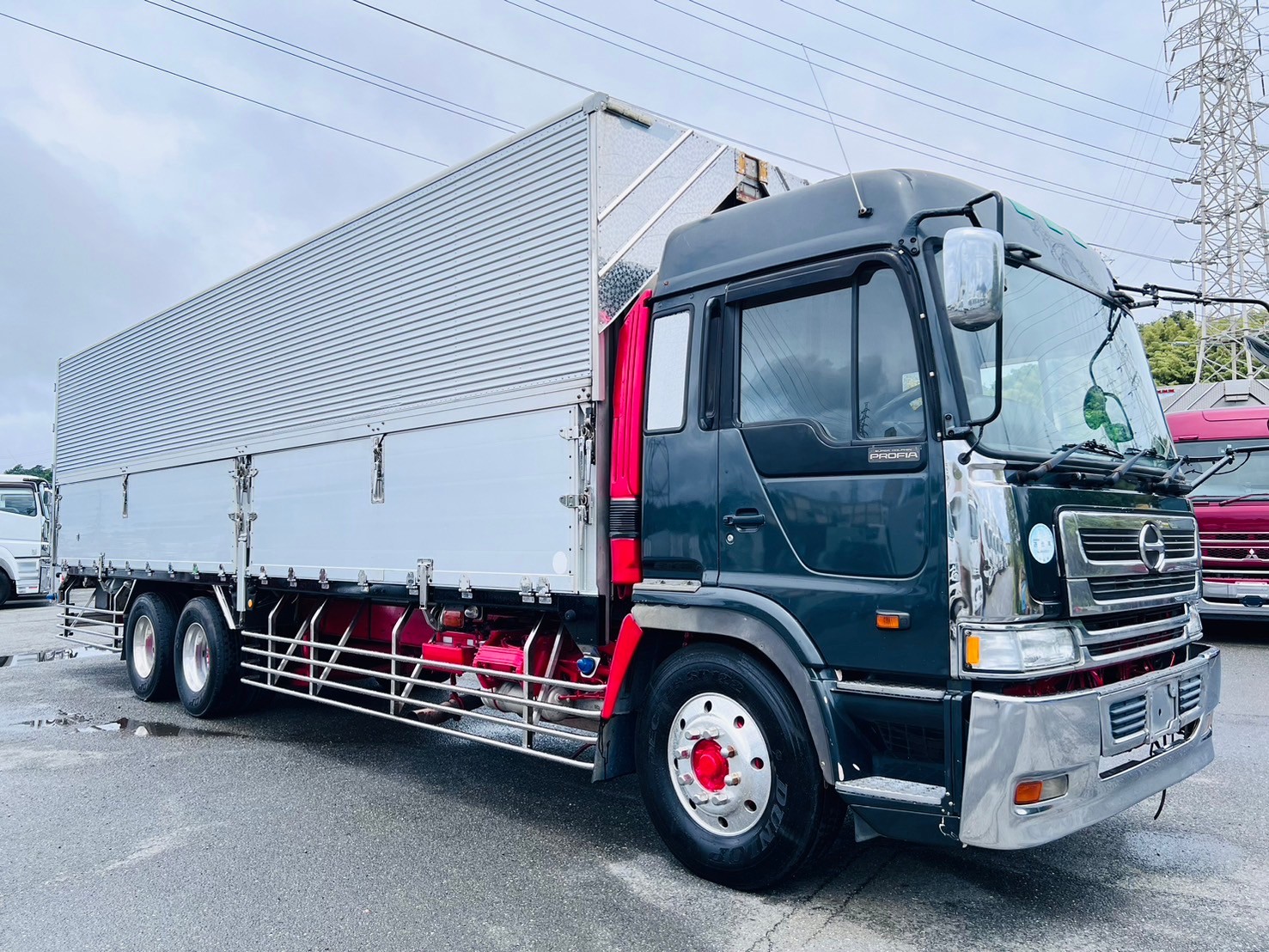 MNZV5617 | トラックコム中古トラック販売